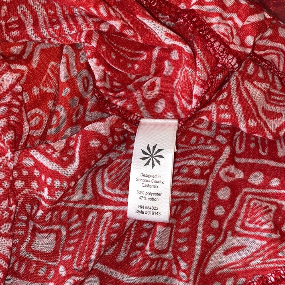 Athleta Hidden Lake Deep Red Firestone ombré long sleeve pullover top with hood - Picture 9 of 10